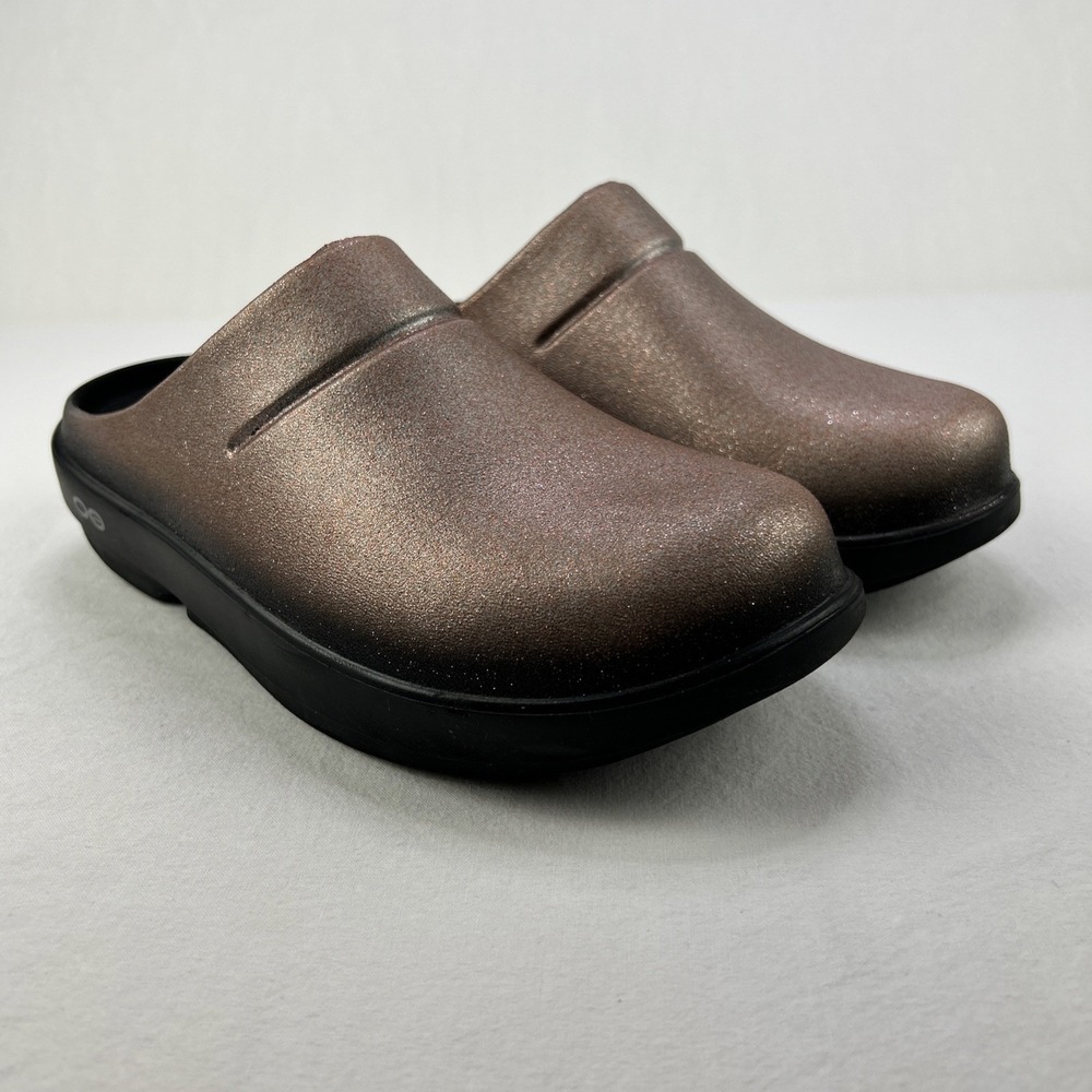 Oofos OOcloog Womens 8 Slip On Rose Sparkle Mules Clogs Comfort Shoes Waterproof